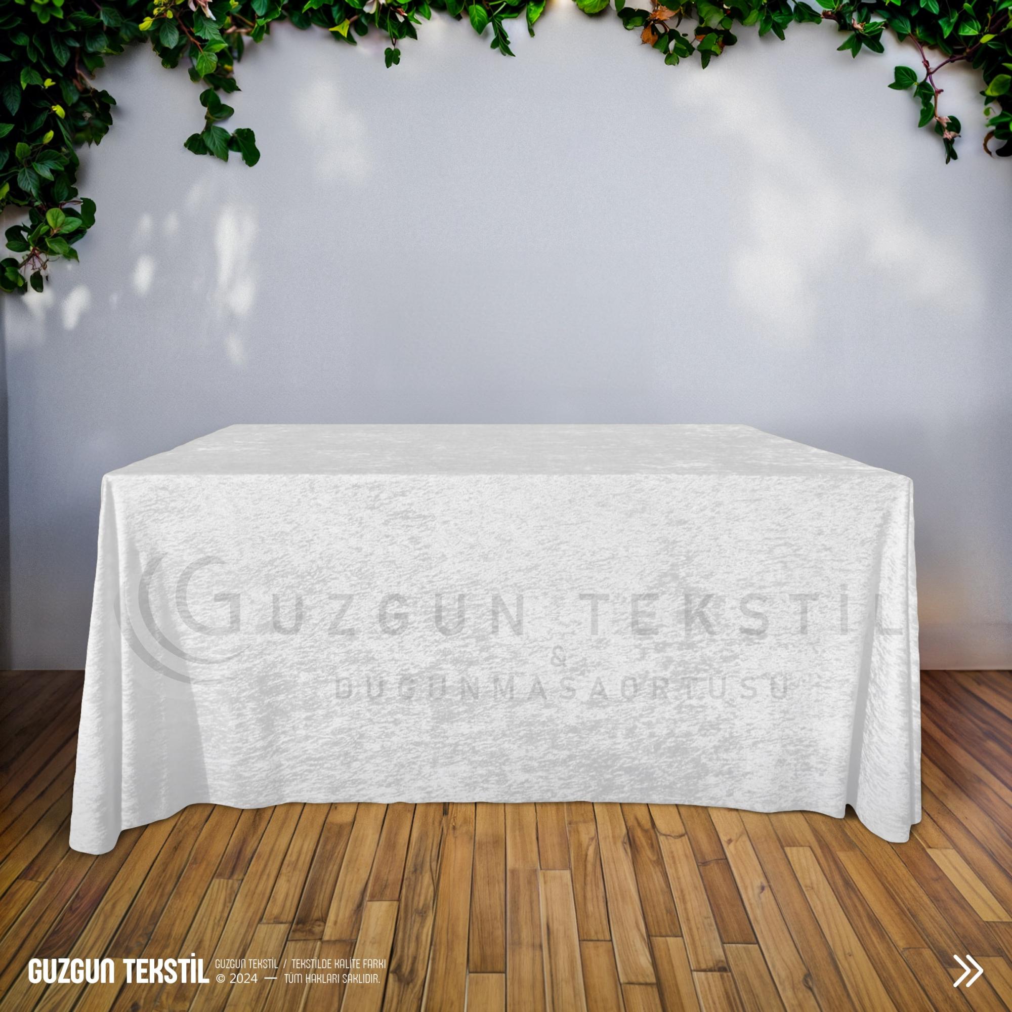 Dikdörtgen Kadife Masa Örtüsü - Kırık Beyaz